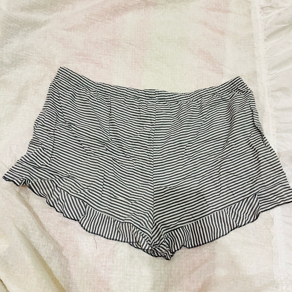 Black and white Striped nightwear shorts - Picture 7 of 8